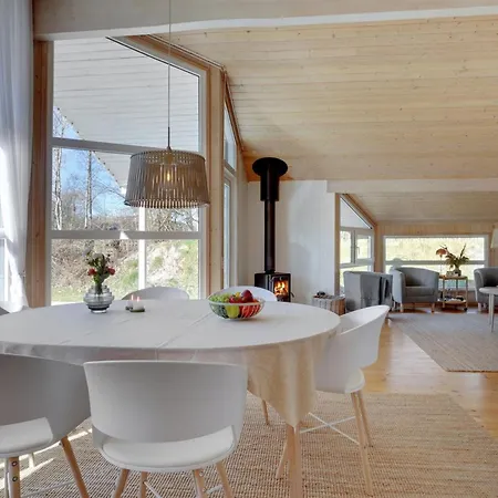 Dom wakacyjny Mika - 1km From The Sea By Interhome Laeso