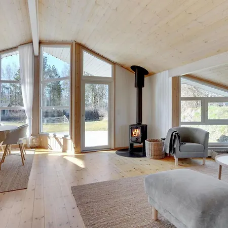 Holiday home Mika - 1km From The Sea By Interhome Laeso